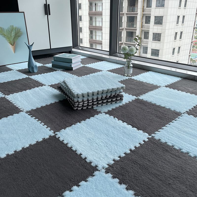 Dark Color Level Loop Carpet Tile Non-Skid Interlocking Bedroom Carpet Tiles Clearhalo 'Carpet Tiles & Carpet Squares' 'carpet_tiles_carpet_squares' 'Flooring 'Home Improvement' 'home_improvement' 'home_improvement_carpet_tiles_carpet_squares' Walls and Ceiling' 1200x1200_e2acb6c0-0e90-4a56-98ab-9c721be3c4a7