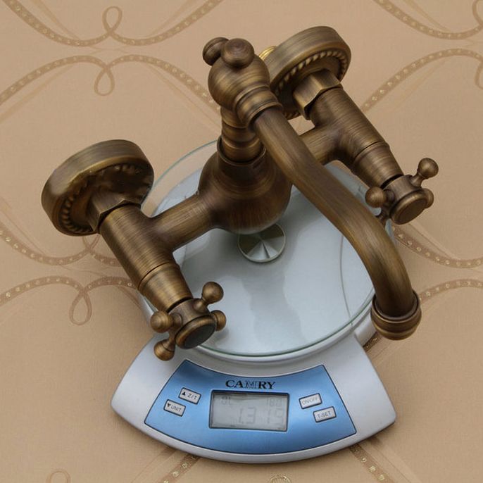 Traditional Wall Mounted Copper Claw Foot Tub Faucet Trim Low Arc Claw Foot Tub Faucet Clearhalo 'Bathroom Remodel & Bathroom Fixtures' 'Bathtub Faucets' 'bathtub_faucets' 'Home Improvement' 'home_improvement' 'home_improvement_bathtub_faucets' 1200x1200_e3022999-4743-4914-9788-8aeb315b534b