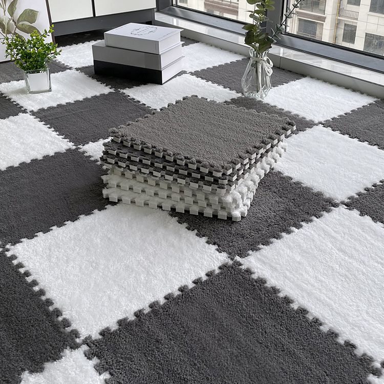 Dark Color Level Loop Carpet Tile Non-Skid Interlocking Bedroom Carpet Tiles Clearhalo 'Carpet Tiles & Carpet Squares' 'carpet_tiles_carpet_squares' 'Flooring 'Home Improvement' 'home_improvement' 'home_improvement_carpet_tiles_carpet_squares' Walls and Ceiling' 1200x1200_e3283dc5-6bff-408f-b784-3a7507dfdeab