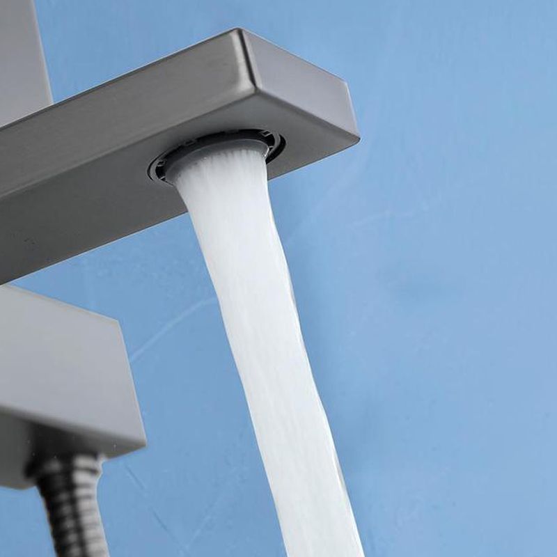 Contemporary Wall Mounted Metal Tub Filler Low Arc Lever Tub Faucet Trim Clearhalo 'Bathroom Remodel & Bathroom Fixtures' 'Bathtub Faucets' 'bathtub_faucets' 'Home Improvement' 'home_improvement' 'home_improvement_bathtub_faucets' 1200x1200_e55a5df4-7bd0-49e5-960e-b2be3143ec01