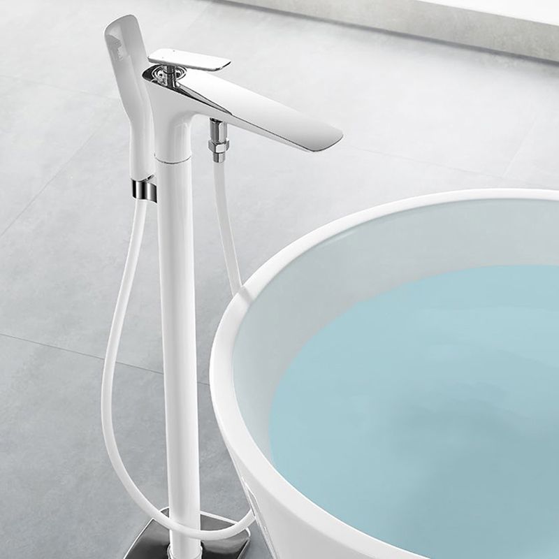 Traditional Floor Mounted Metal Freestanding Tub Filler Swivel Tub Filler Trim Clearhalo 'Bathroom Remodel & Bathroom Fixtures' 'Bathtub Faucets' 'bathtub_faucets' 'Home Improvement' 'home_improvement' 'home_improvement_bathtub_faucets' 1200x1200_e6999a6e-5d64-4216-a78b-1dc1388c7c80