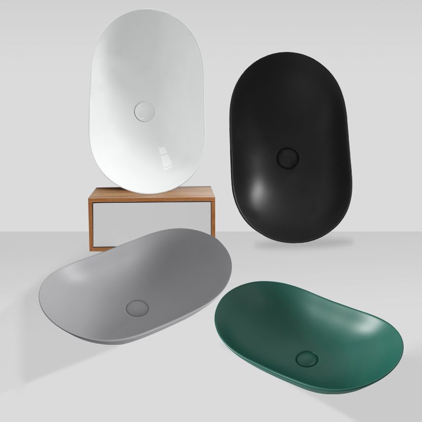 Contemporary Bathroom Sink Pop-Up Drain Porcelain Solid Color Oval-Shape Vessel Clearhalo 'Bathroom Remodel & Bathroom Fixtures' 'Bathroom Sinks & Faucet Components' 'Bathroom Sinks' 'bathroom_sink' 'Home Improvement' 'home_improvement' 'home_improvement_bathroom_sink' 1200x1200_e6d8ba54-0f93-475d-9271-04513a95b806