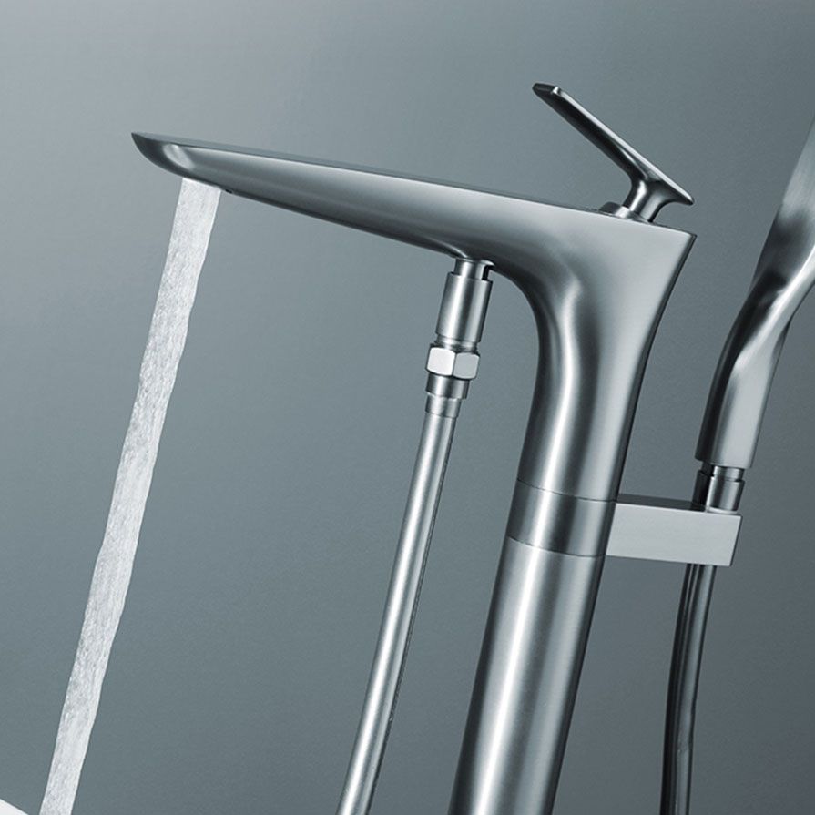 Contemporary Bathroom Faucet Floor Mounted Copper Free Standing Tub Filler Faucet Clearhalo 'Bathroom Remodel & Bathroom Fixtures' 'Bathtub Faucets' 'bathtub_faucets' 'Home Improvement' 'home_improvement' 'home_improvement_bathtub_faucets' 1200x1200_e8154c38-1a93-40a2-827a-068f68195b9d