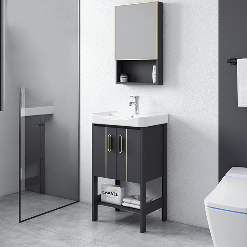 Bathroom Sink Vanity Rectangle Freestanding Mirror Standalone Cabinet Bath Vanity Clearhalo 'Bathroom Remodel & Bathroom Fixtures' 'Bathroom Vanities' 'bathroom_vanities' 'Home Improvement' 'home_improvement' 'home_improvement_bathroom_vanities' 1200x1200_e864846a-381f-478a-ae8b-6c7e5b7c501d