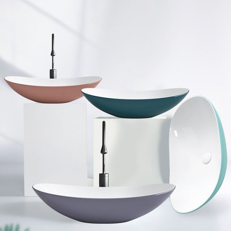 Modern Basin Sink Oval Porcelain with Pop-Up Drain Vessel Bathroom Sink Clearhalo 'Bathroom Remodel & Bathroom Fixtures' 'Bathroom Sinks & Faucet Components' 'Bathroom Sinks' 'bathroom_sink' 'Home Improvement' 'home_improvement' 'home_improvement_bathroom_sink' 1200x1200_e893ed85-b715-409c-b9a1-3b8a772e0e4b