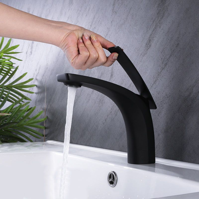 Gorgeous Metal Sink Faucet Plain Low Arc Centerset Bathroom Sink Faucet Clearhalo 'Bathroom Remodel & Bathroom Fixtures' 'Bathroom Sink Faucets' 'Bathroom Sinks & Faucet Components' 'bathroom_sink_faucets' 'Home Improvement' 'home_improvement' 'home_improvement_bathroom_sink_faucets' 1200x1200_ed7ef6db-5d03-4bd7-ae38-64bc3e4d803a