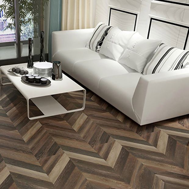 Traditional Laminate Plank Flooring Click Lock 11mm Thickness Laminate Flooring Clearhalo 'Flooring 'Home Improvement' 'home_improvement' 'home_improvement_laminate_flooring' 'Laminate Flooring' 'laminate_flooring' Walls and Ceiling' 1200x1200_f1af3e02-d6f7-4b73-9263-85a826389414