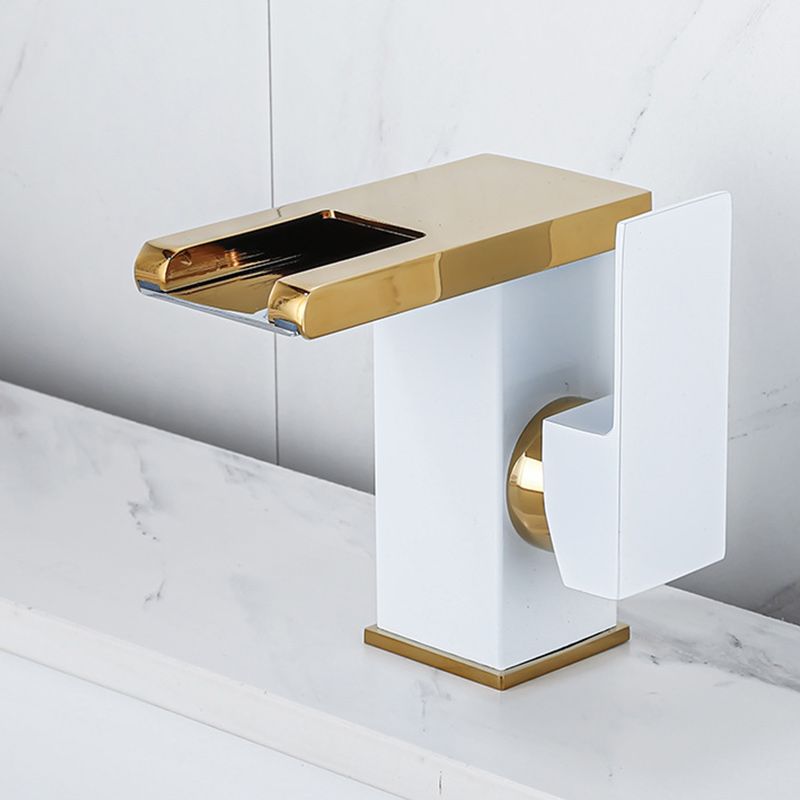 Contemporary Sink Faucet Solid Color Low Arc Bathroom Vessel Faucet Clearhalo 'Bathroom Remodel & Bathroom Fixtures' 'Bathroom Sink Faucets' 'Bathroom Sinks & Faucet Components' 'bathroom_sink_faucets' 'Home Improvement' 'home_improvement' 'home_improvement_bathroom_sink_faucets' 1200x1200_f28dfd4f-4f8b-4325-ab44-6fb83f2754f5