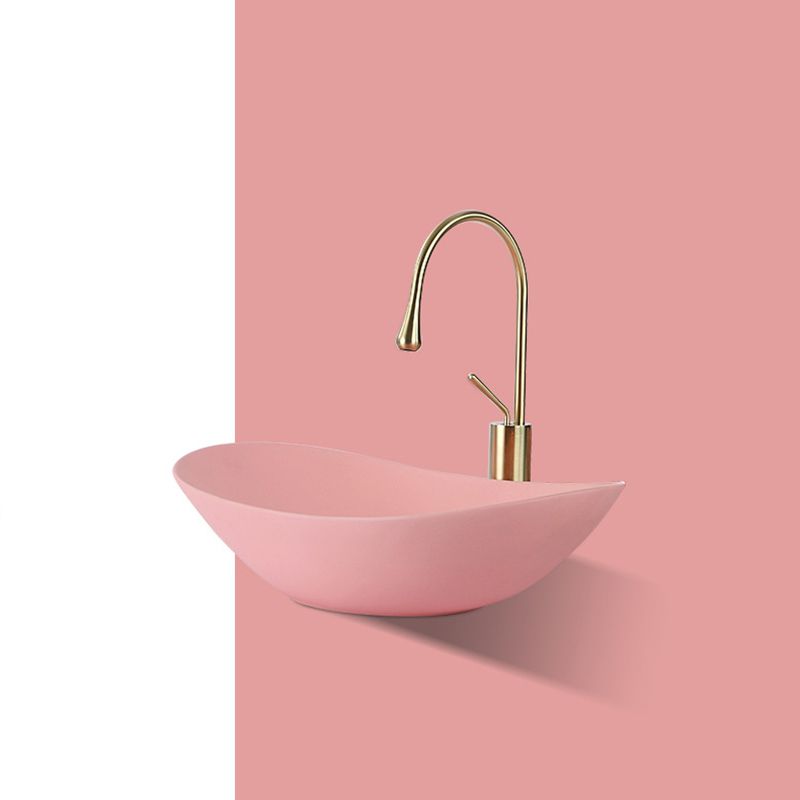 Modern Bathroom Sink Porcelain Oval with Basin and Faucet Vessel Lavatory Sink Clearhalo 'Bathroom Remodel & Bathroom Fixtures' 'Bathroom Sinks & Faucet Components' 'Bathroom Sinks' 'bathroom_sink' 'Home Improvement' 'home_improvement' 'home_improvement_bathroom_sink' 1200x1200_f2e7bb2b-6568-418f-abac-478070017ccd