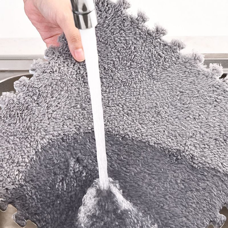 Non-Skid Level Loop Carpet Tile Multi-Color Interlocking Bedroom Carpet Tiles Clearhalo 'Carpet Tiles & Carpet Squares' 'carpet_tiles_carpet_squares' 'Flooring 'Home Improvement' 'home_improvement' 'home_improvement_carpet_tiles_carpet_squares' Walls and Ceiling' 1200x1200_f4049383-2dc9-4bcd-b005-9e568df8e9e2