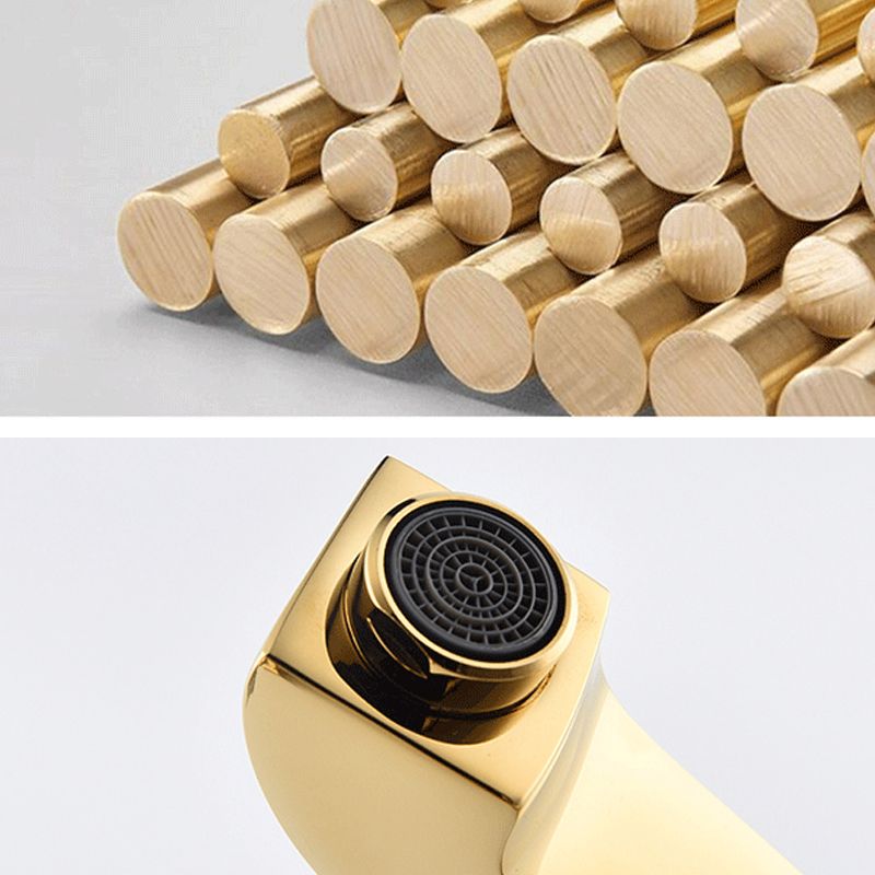 Modern Style Roman Tub Filler Low Arc Deck-Mount Copper Roman Tub Filler Clearhalo 'Bathroom Remodel & Bathroom Fixtures' 'Bathtub Faucets' 'bathtub_faucets' 'Home Improvement' 'home_improvement' 'home_improvement_bathtub_faucets' 1200x1200_f460268f-583f-4b02-9e31-bad0e31ac0c6