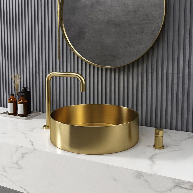 Modern Vessel Sink Round Metal with Basin and Faucet Vessel Lavatory Sink Clearhalo 'Bathroom Remodel & Bathroom Fixtures' 'Bathroom Sinks & Faucet Components' 'Bathroom Sinks' 'bathroom_sink' 'Home Improvement' 'home_improvement' 'home_improvement_bathroom_sink' 1200x1200_f5394957-bb67-4fae-971d-31a84cb784f3