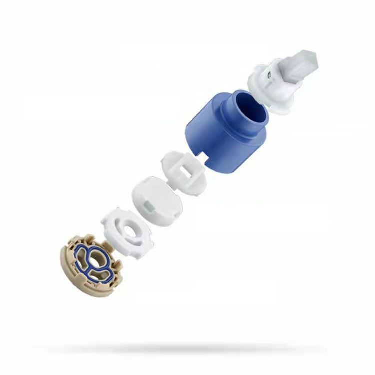 Modern 1-Handle Faucet Pull out Sprayer with Water Dispenser Faucet Clearhalo 'Home Improvement' 'home_improvement' 'home_improvement_kitchen_faucets' 'Kitchen Faucets' 'Kitchen Remodel & Kitchen Fixtures' 'Kitchen Sinks & Faucet Components' 'kitchen_faucets' 1200x1200_f69f43f3-5d3f-4cfa-a9fa-53155c29cb0b