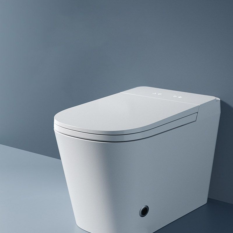 Modern White Skirted Toilet Bowl Siphon Jet Toilet with Seat for Bathroom Clearhalo 'Bathroom Remodel & Bathroom Fixtures' 'Home Improvement' 'home_improvement' 'home_improvement_toilets' 'Toilets & Bidets' 'Toilets' 1200x1200_f6c32d2b-65cd-4178-9a95-1cfe0477a25c