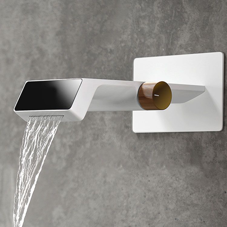 Modern Bathtub Faucet Wall-mounted Brass Digital Display Bathtub Faucet Clearhalo 'Bathroom Remodel & Bathroom Fixtures' 'Bathtub Faucets' 'bathtub_faucets' 'Home Improvement' 'home_improvement' 'home_improvement_bathtub_faucets' 1200x1200_f6dcaab7-77a9-4eb4-a8b9-0db111a0bda8