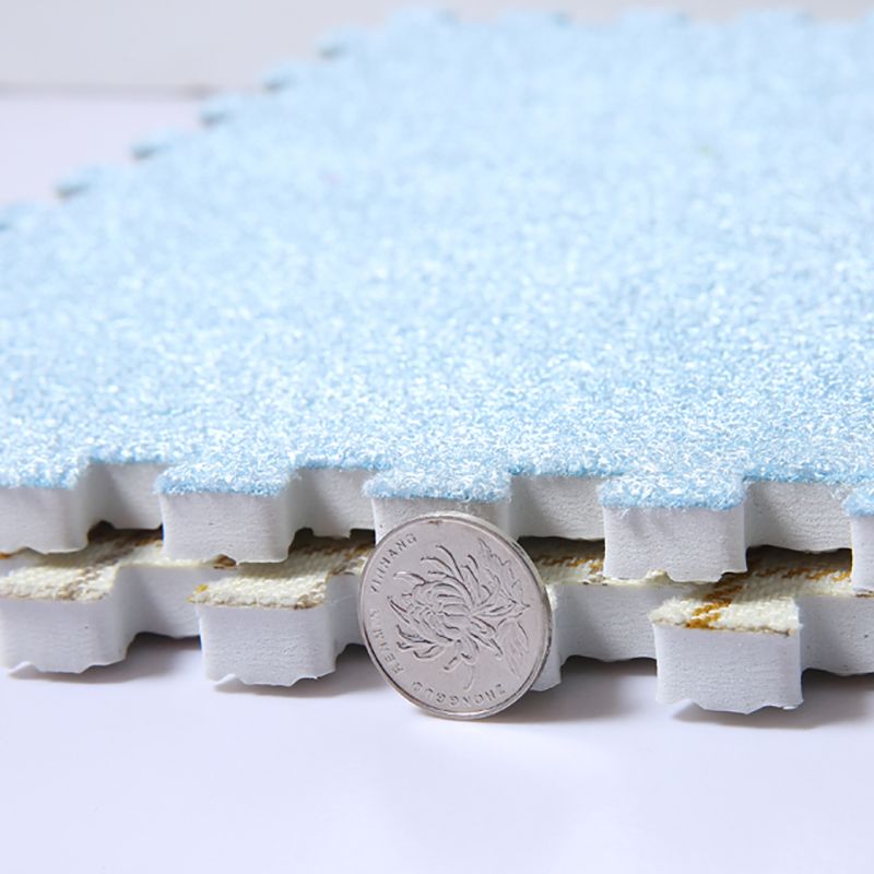 Modern Carpet Tiles Square Interlocking Stain Resistant Carpet Tiles Clearhalo 'Carpet Tiles & Carpet Squares' 'carpet_tiles_carpet_squares' 'Flooring 'Home Improvement' 'home_improvement' 'home_improvement_carpet_tiles_carpet_squares' Walls and Ceiling' 1200x1200_f7f4d6c6-57d4-43bf-945c-b7de518c1fee