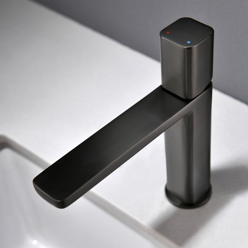 Modern Vessel Faucet Brass Lever Handles Low Arc Bathroom Sink Faucet Clearhalo 'Bathroom Remodel & Bathroom Fixtures' 'Bathroom Sink Faucets' 'Bathroom Sinks & Faucet Components' 'bathroom_sink_faucets' 'Home Improvement' 'home_improvement' 'home_improvement_bathroom_sink_faucets' 1200x1200_f889c90a-641e-4f78-92f0-a5effce28d7c