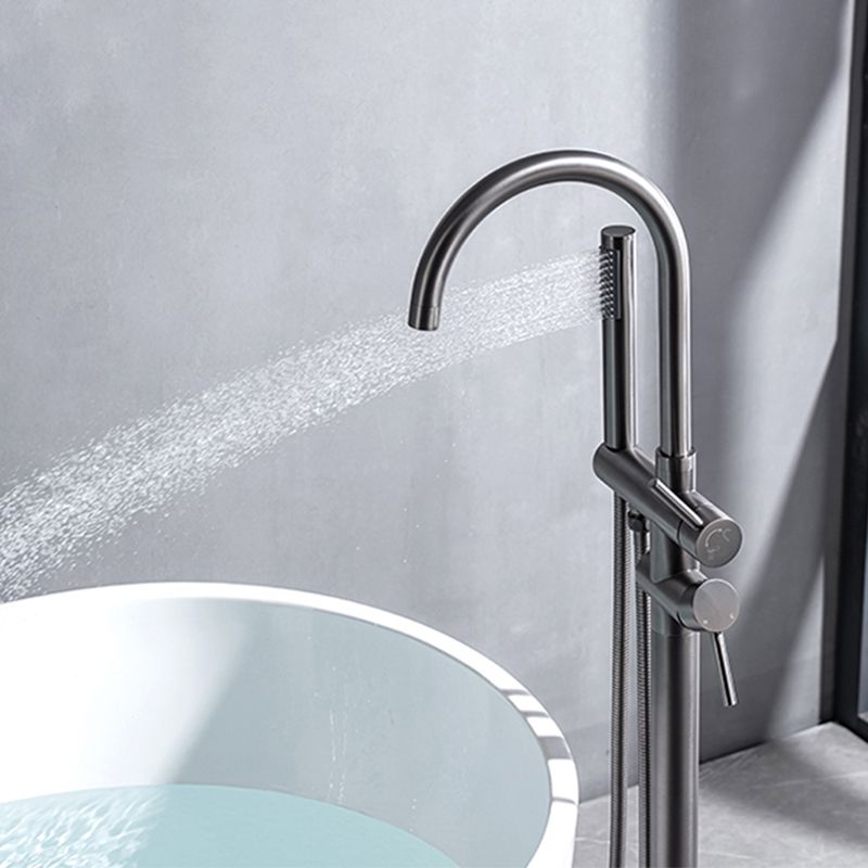 Floor Mounted Metal Freestanding Tub Filler High Arc Freestanding Faucet with Hose Clearhalo 'Bathroom Remodel & Bathroom Fixtures' 'Bathtub Faucets' 'bathtub_faucets' 'Home Improvement' 'home_improvement' 'home_improvement_bathtub_faucets' 1200x1200_fa03d9a7-c81b-4c53-9997-7bc628dd4a02
