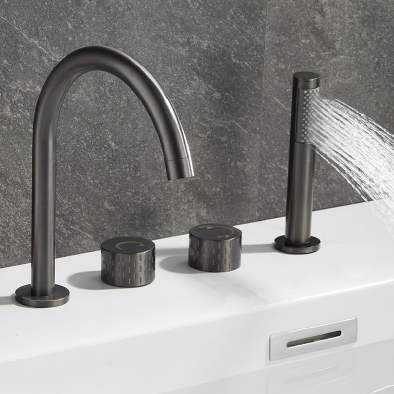 Traditional Deck Mounted Metal Tub Filler Three Handles Faucet Clearhalo 'Bathroom Remodel & Bathroom Fixtures' 'Bathtub Faucets' 'bathtub_faucets' 'Home Improvement' 'home_improvement' 'home_improvement_bathtub_faucets' 1200x1200_fa3d319e-7714-4a3c-bf9a-798f3c2958bd