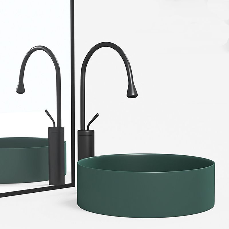 Modern Vessel Sink Round Porcelain with Faucet Vessel Lavatory Sink Clearhalo 'Bathroom Remodel & Bathroom Fixtures' 'Bathroom Sinks & Faucet Components' 'Bathroom Sinks' 'bathroom_sink' 'Home Improvement' 'home_improvement' 'home_improvement_bathroom_sink' 1200x1200_fd3d6871-4c2d-46af-935d-94adf691a96b