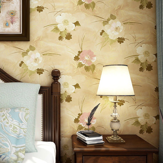 63.3-sq ft Blossom Wallpaper Yellow Paper Wall Decoration for Living Room, Moisture Resistant Clearhalo 'Country wall decor' 'Rustic' 'Wallpaper' Wall Decor' 1224864