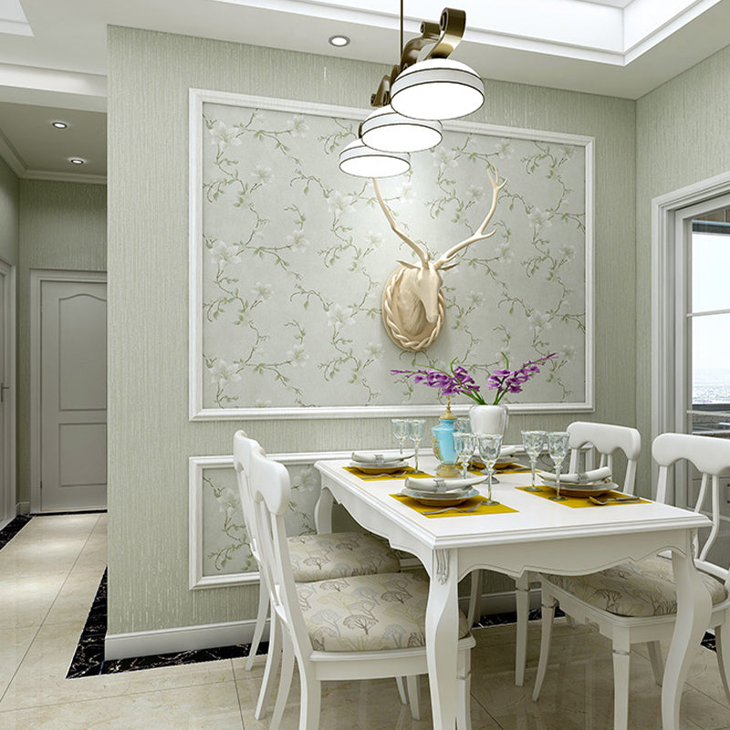 Rural Lily Flower Wallpaper Roll Soft Color Moisture Resistant Wall Decor for Home Clearhalo 'Country wall decor' 'Rustic' 'Wallpaper' Wall Decor' 1224956