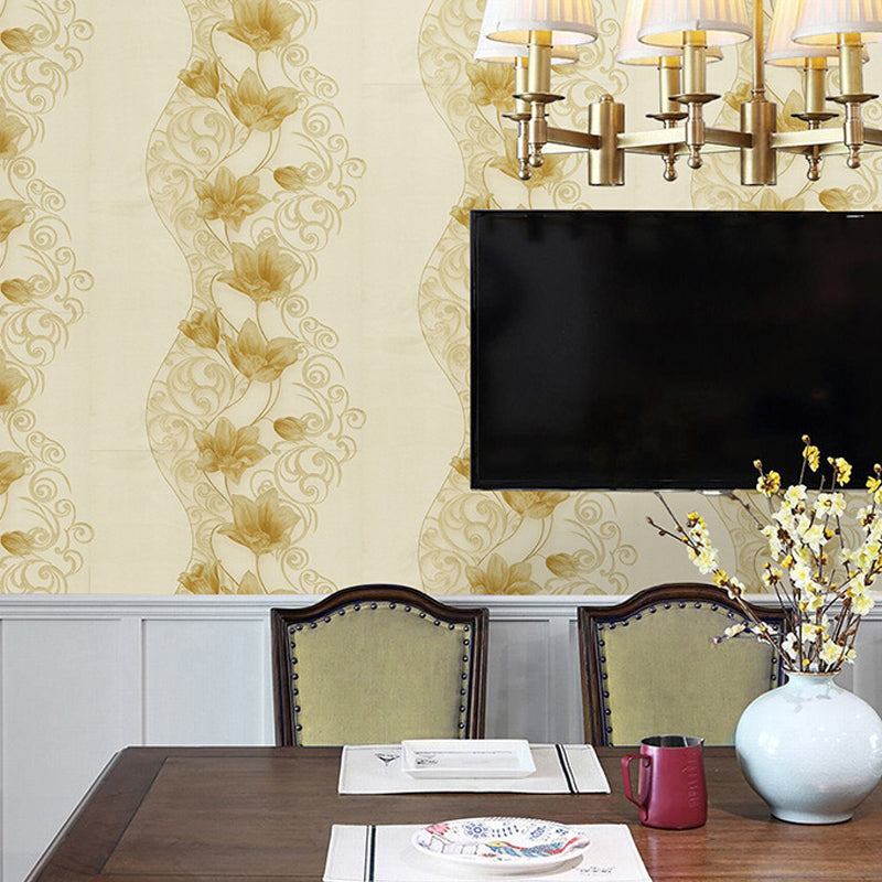 Gold Lotus Blossom Wallpaper Roll Stain Resistant Rustic Dining Room Wall Covering Gold Clearhalo 'Country wall decor' 'Rustic' 'Wallpaper' Wall Decor' 1225271
