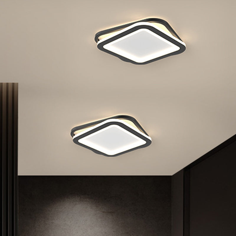 Simple Round/Square Ceiling Mounted Fixture Metal LED Hallway Flush Lighting in Black/Gold Clearhalo 'Ceiling Lights' 'Close To Ceiling Lights' 'Close to ceiling' 'Flush mount' Lighting' 1272377
