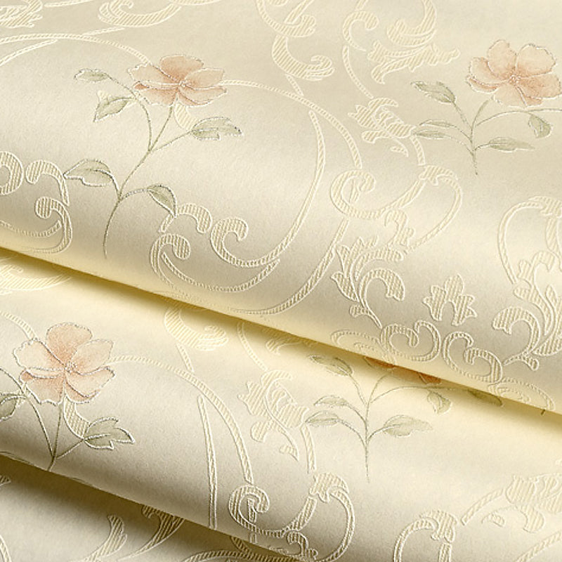 Light-Color Flower Wallpaper Roll Stain Resistant Farmhouse Bedroom Wall Covering Yellow-Red Clearhalo 'Country wall decor' 'Rustic' 'Wallpaper' Wall Decor' 1410092