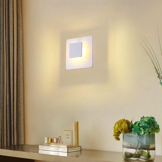 Squared Wall Mounted Lamp Contemporary Aluminum LED White Wall Sconce Fixture in White/Warm Lighting White Warm Clearhalo 'Cast Iron' 'Glass' 'Industrial' 'Modern wall lights' 'Modern' 'Tiffany' 'Traditional wall lights' 'Wall Lamps & Sconces' 'Wall Lights' Lighting' 141375
