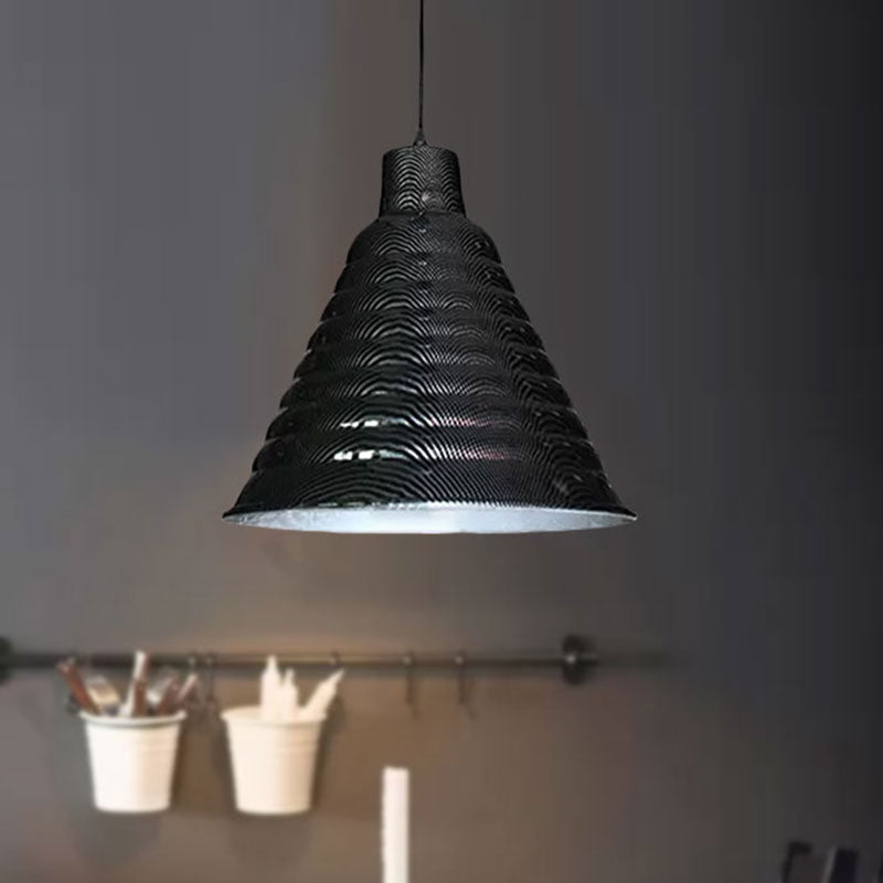 Ribbed Tapered Shade Metal Hanging Light Industrial Style 1 Light Restaurant Pendant Lighting in Black Clearhalo 'Art Deco Pendants' 'Black' 'Cast Iron' 'Ceiling Lights' 'Ceramic' 'Crystal' 'Industrial Pendants' 'Industrial' 'Metal' 'Middle Century Pendants' 'Pendant Lights' 'Pendants' 'Rustic Pendants' 'Tiffany' Lighting' 1416733