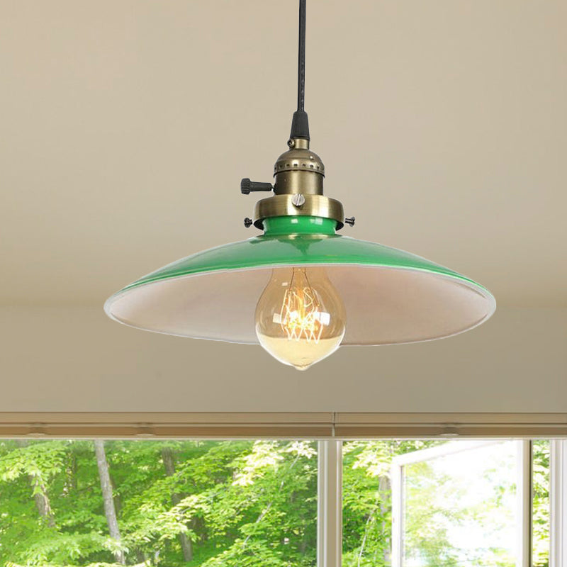 Metallic Saucer Suspended Light Vintage Style 1 Bulb Dining Table Hanging Lamp in Green Clearhalo 'Art Deco Pendants' 'Cast Iron' 'Ceiling Lights' 'Ceramic' 'Crystal' 'Industrial Pendants' 'Industrial' 'Metal' 'Middle Century Pendants' 'Pendant Lights' 'Pendants' 'Tiffany' Lighting' 1418358