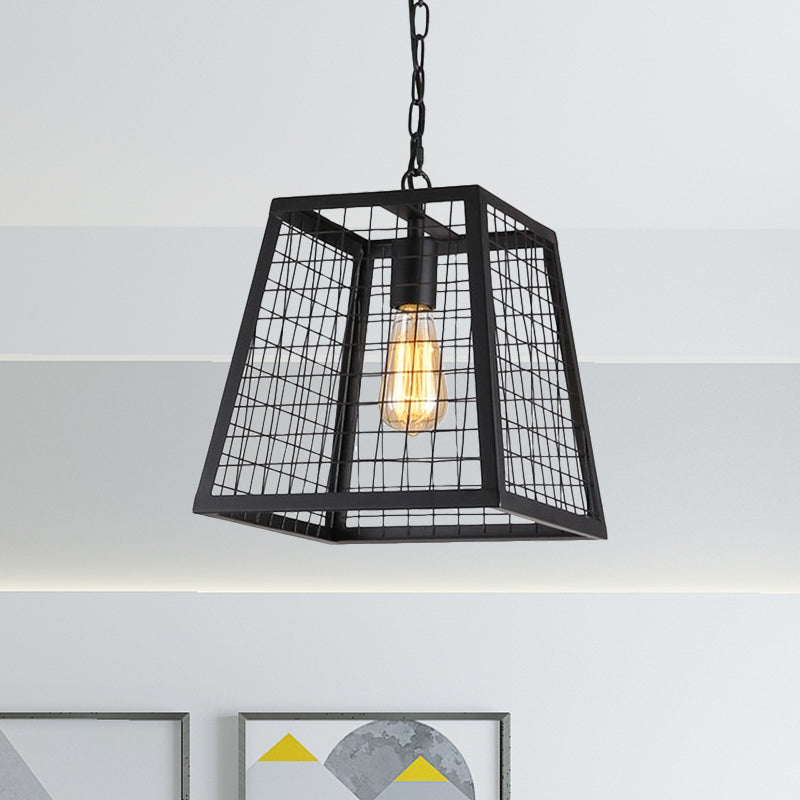 1 Bulb Ceiling Pendant Fixture Vintage Style Trapezoid Metal Hanging Light with Mesh Cage Shade in Black Clearhalo 'Art Deco Pendants' 'Black' 'Cast Iron' 'Ceiling Lights' 'Ceramic' 'Crystal' 'Industrial Pendants' 'Industrial' 'Metal' 'Middle Century Pendants' 'Pendant Lights' 'Pendants' 'Rustic Pendants' 'Tiffany' Lighting' 1418565