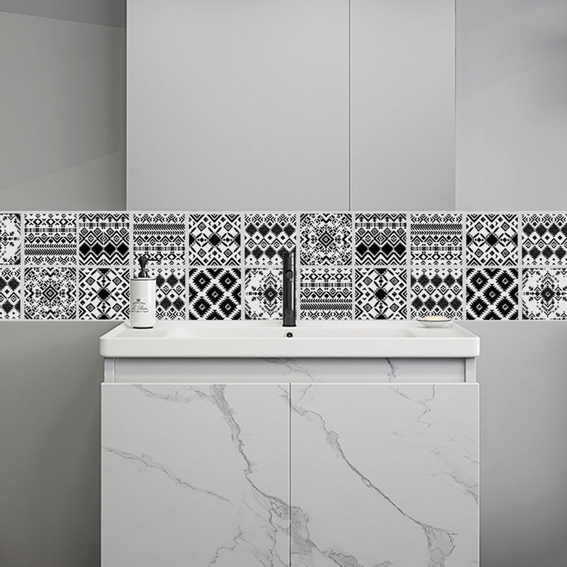 Exotic Mixed Pattern Adhesive Wallpaper Panels for Bathroom, Black and White, 8' L x 8" W Black-White Clearhalo 'Wall Decor' 'Wallpaper' 1425156