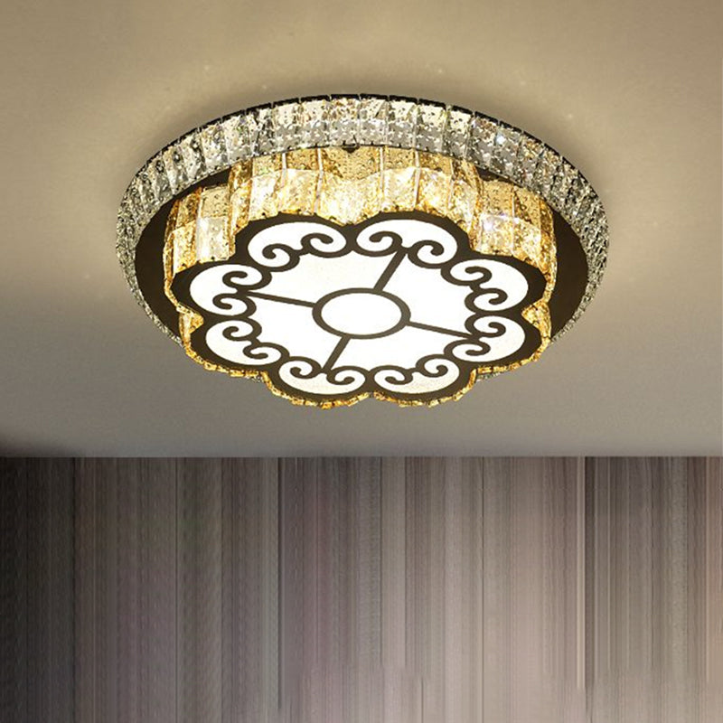 Faceted Glass Floral Ceiling Lighting Modern LED Flush Mount Light Fixture in Chrome for Sleeping Room Clearhalo 'Ceiling Lights' 'Close To Ceiling Lights' 'Close to ceiling' 'Flush mount' Lighting' 1431284