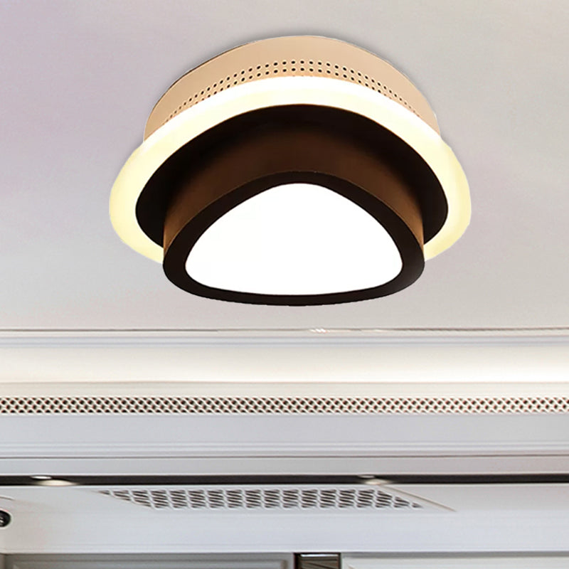 Acrylic Round/Square/Triangle Flush Ceiling Light Corridor Foyer Modern Style LED Ceiling Lamp in Black/White Clearhalo 'Ceiling Lights' 'Close To Ceiling Lights' 'Close to ceiling' 'Flush mount' Lighting' 1434065