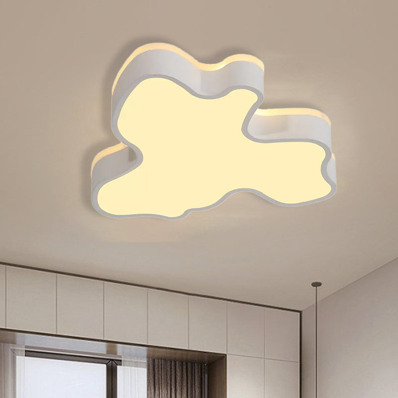 16"/19.5"/23.5" W Abstract Flush Light with Black/White Metal Shade and Acrylic Diffuser Led Contemporary Flush Mount in Warm/White Clearhalo 'Ceiling Lights' 'Close To Ceiling Lights' 'Close to ceiling' 'Flush mount' Lighting' 1434075