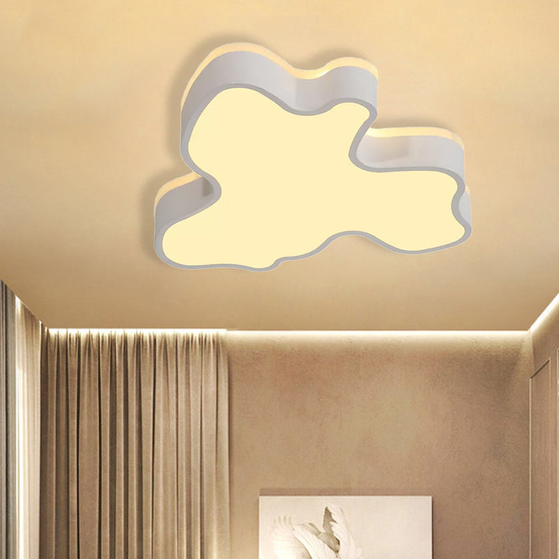 16"/19.5"/23.5" W Abstract Flush Light with Black/White Metal Shade and Acrylic Diffuser Led Contemporary Flush Mount in Warm/White Clearhalo 'Ceiling Lights' 'Close To Ceiling Lights' 'Close to ceiling' 'Flush mount' Lighting' 1434077