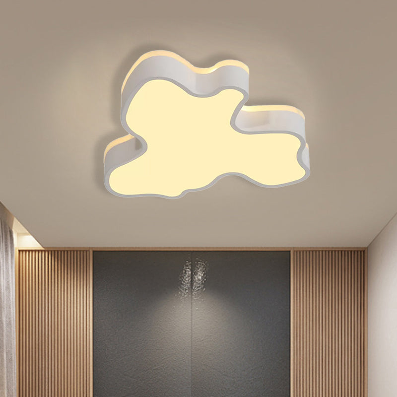 16"/19.5"/23.5" W Abstract Flush Light with Black/White Metal Shade and Acrylic Diffuser Led Contemporary Flush Mount in Warm/White Clearhalo 'Ceiling Lights' 'Close To Ceiling Lights' 'Close to ceiling' 'Flush mount' Lighting' 1434079