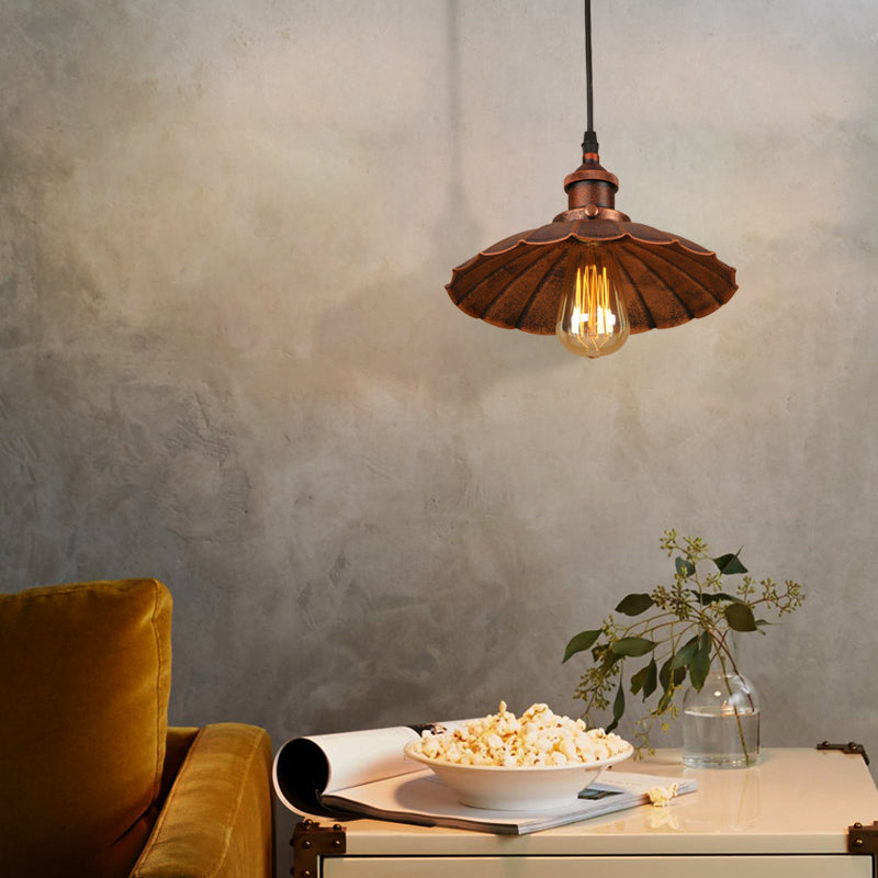 1 Light Hanging Ceiling Light with Scalloped Shade Iron Farmhouse Style Indoor Pendant Light Clearhalo 'Art Deco Pendants' 'Cast Iron' 'Ceiling Lights' 'Ceramic' 'Crystal' 'Industrial Pendants' 'Industrial' 'Metal' 'Middle Century Pendants' 'Pendant Lights' 'Pendants' 'Tiffany' Lighting' 143508