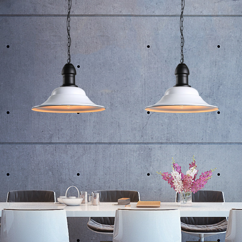 1 Head Ceiling Light with Bell Shade Metal Vintage Industrial Dining Room Pendant Lighting in White Clearhalo 'Art Deco Pendants' 'Cast Iron' 'Ceiling Lights' 'Ceramic' 'Crystal' 'Industrial Pendants' 'Industrial' 'Metal' 'Middle Century Pendants' 'Pendant Lights' 'Pendants' 'Tiffany' Lighting' 143639