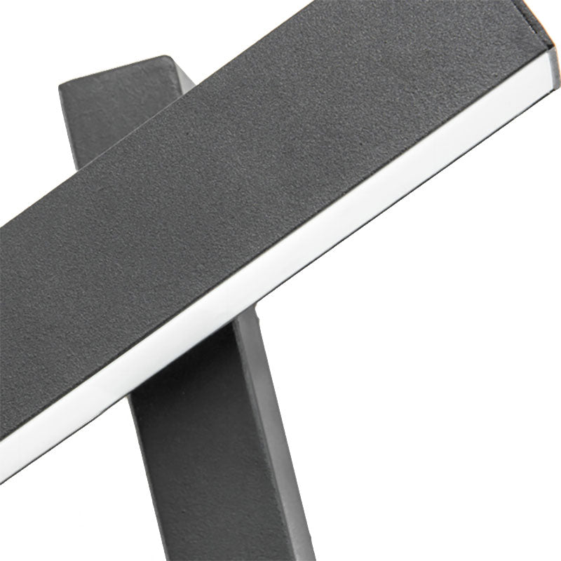 Rotatable Bar Wall Sconce Light Metal LED Warm Light Wall Lamp in Contemporary Style Clearhalo 'Cast Iron' 'Glass' 'Industrial' 'Modern wall lights' 'Modern' 'Tiffany' 'Traditional wall lights' 'Wall Lamps & Sconces' 'Wall Lights' Lighting' 144441