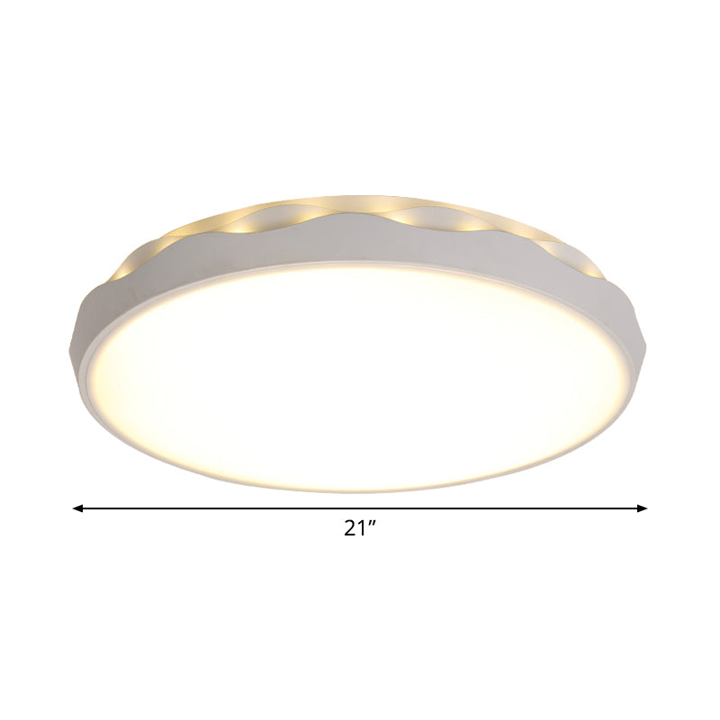 White Rounded Ceiling Lighting Minimalist Iron 17"/21" Dia LED Flush Mount Light with Scalloped Edge, Warm/White Light Clearhalo 'Ceiling Lights' 'Close To Ceiling Lights' 'Close to ceiling' 'Flush mount' Lighting' 1454451