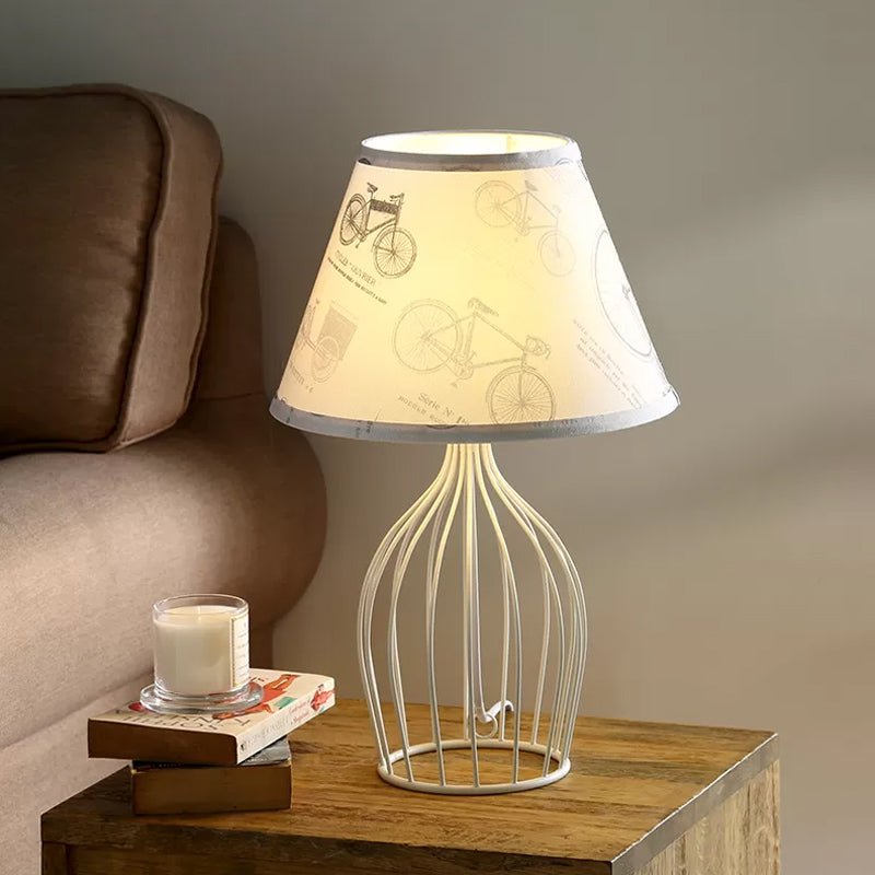 White Tapered Night Table Light Traditional Fabric 1 Head Living Room Desk Lamp with Wire Cage Base Clearhalo 'Lamps' 'Table Lamps' Lighting' 1454479