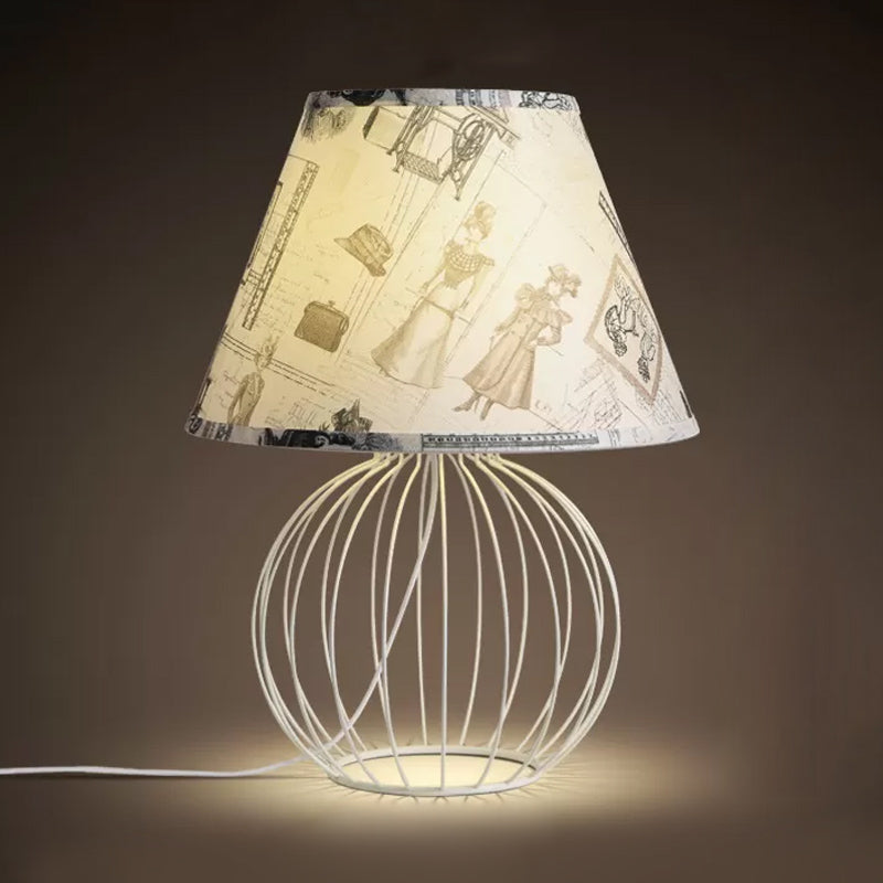 White 1-Light Desk Lamp Traditionalist Fabric Night Table Light with Spherical Wire Cage Base Clearhalo 'Lamps' 'Table Lamps' Lighting' 1454503