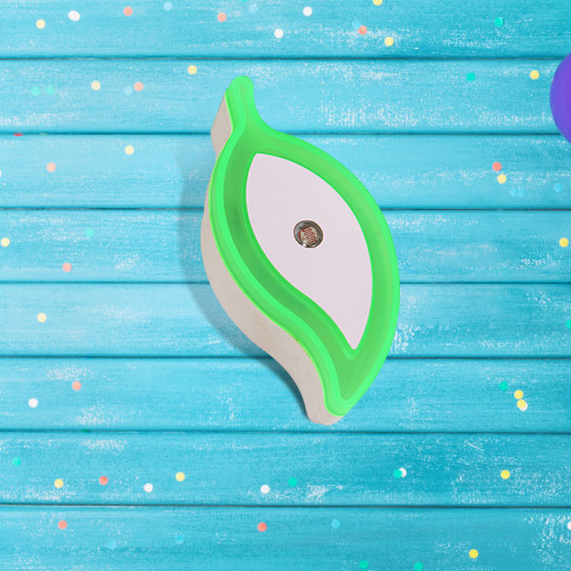 Plastic Leaf Mini Wall Lighting Ideas Cartoon Green/Pink/White Plug in LED Night Lamp for Kids Room Clearhalo 'Night Lights' 'Wall Lights' Lighting' 1468244