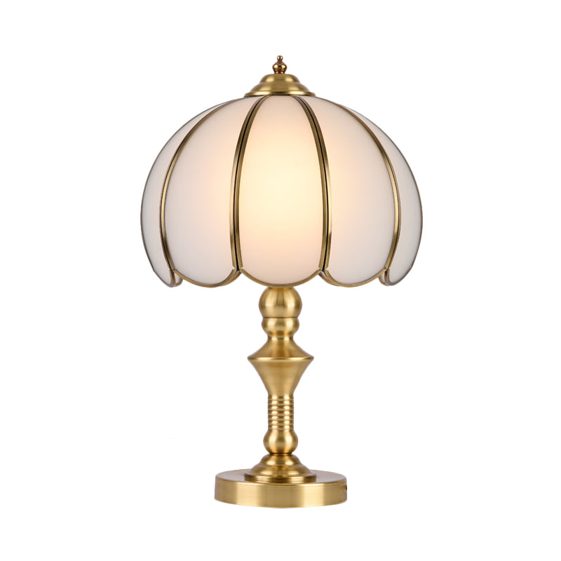 Colonial Gold Table Lamp Scalloped/Flared 1 Light Colonialism Night Lighting with Metal Base for Bedroom Gold A Clearhalo 'Lamps' 'Table Lamps' Lighting' 1474123