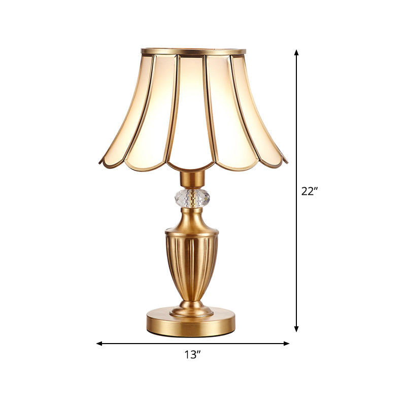 Colonial Gold Table Lamp Scalloped/Flared 1 Light Colonialism Night Lighting with Metal Base for Bedroom Clearhalo 'Lamps' 'Table Lamps' Lighting' 1474130