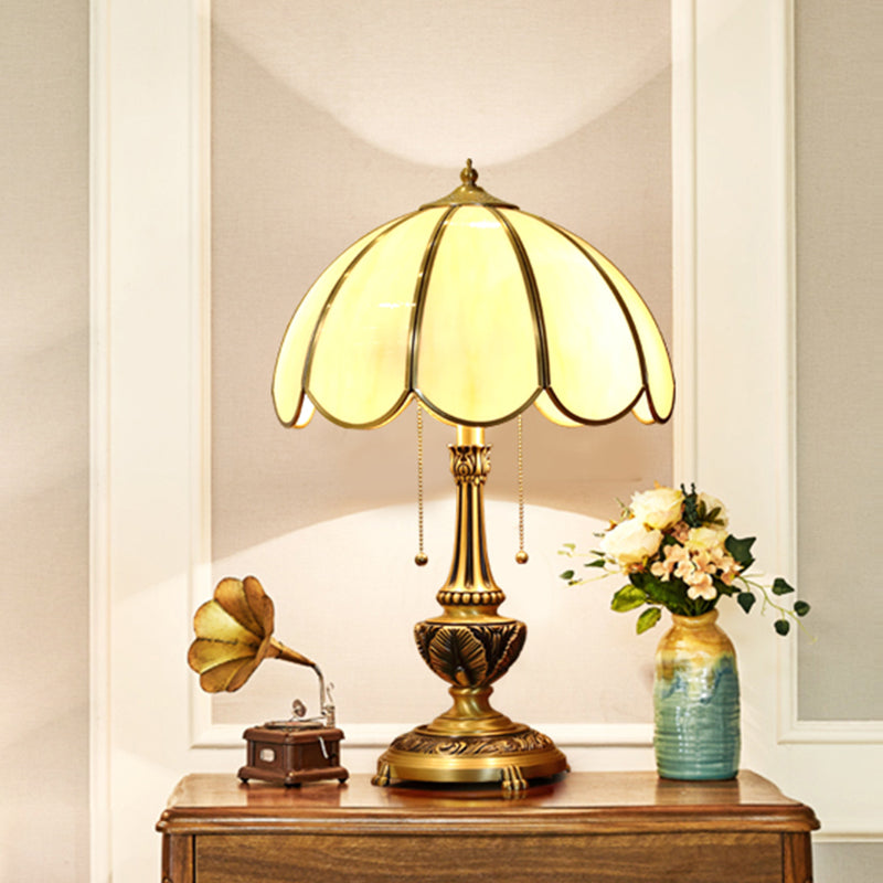 Gold 1-Bulb Nightstand Light Colonialist Beige Glass Scalloped Metal Table Lamp with Pull Chain Clearhalo 'Lamps' 'Table Lamps' Lighting' 1476262