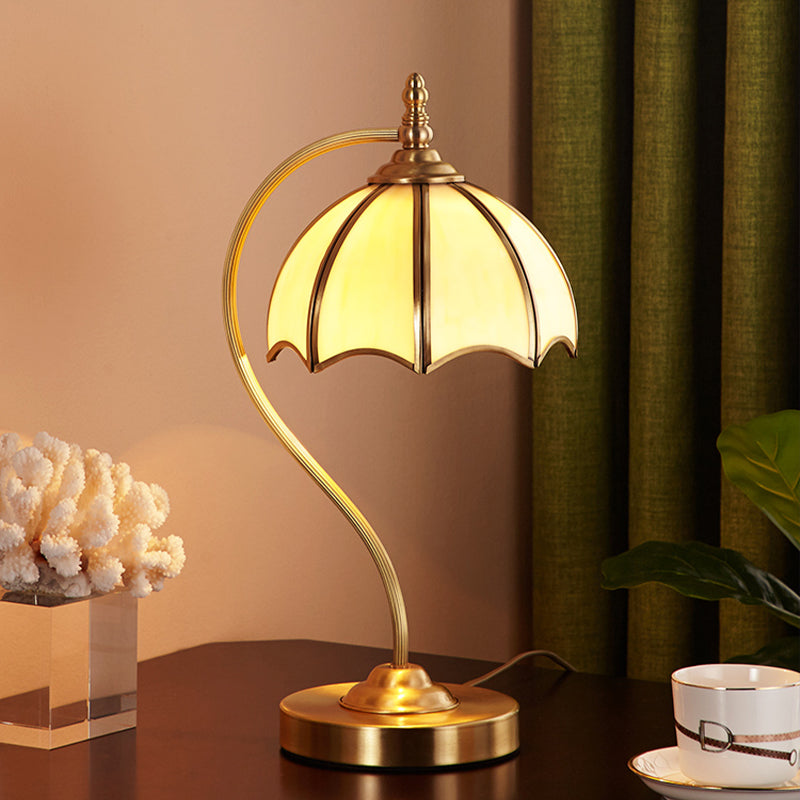 Opal Glass Gold Table Lamp Scalloped 1 Light Colonial Style Night Lighting with Curved Arm Clearhalo 'Lamps' 'Table Lamps' Lighting' 1476278